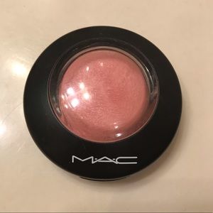 MAC Mineralize Blush - Dainty